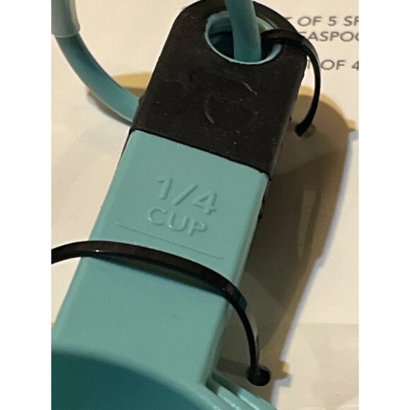 Kitchenaid measuring cup/spoon set aqua# KE475OHAQA‎ - Picture 3 of 3